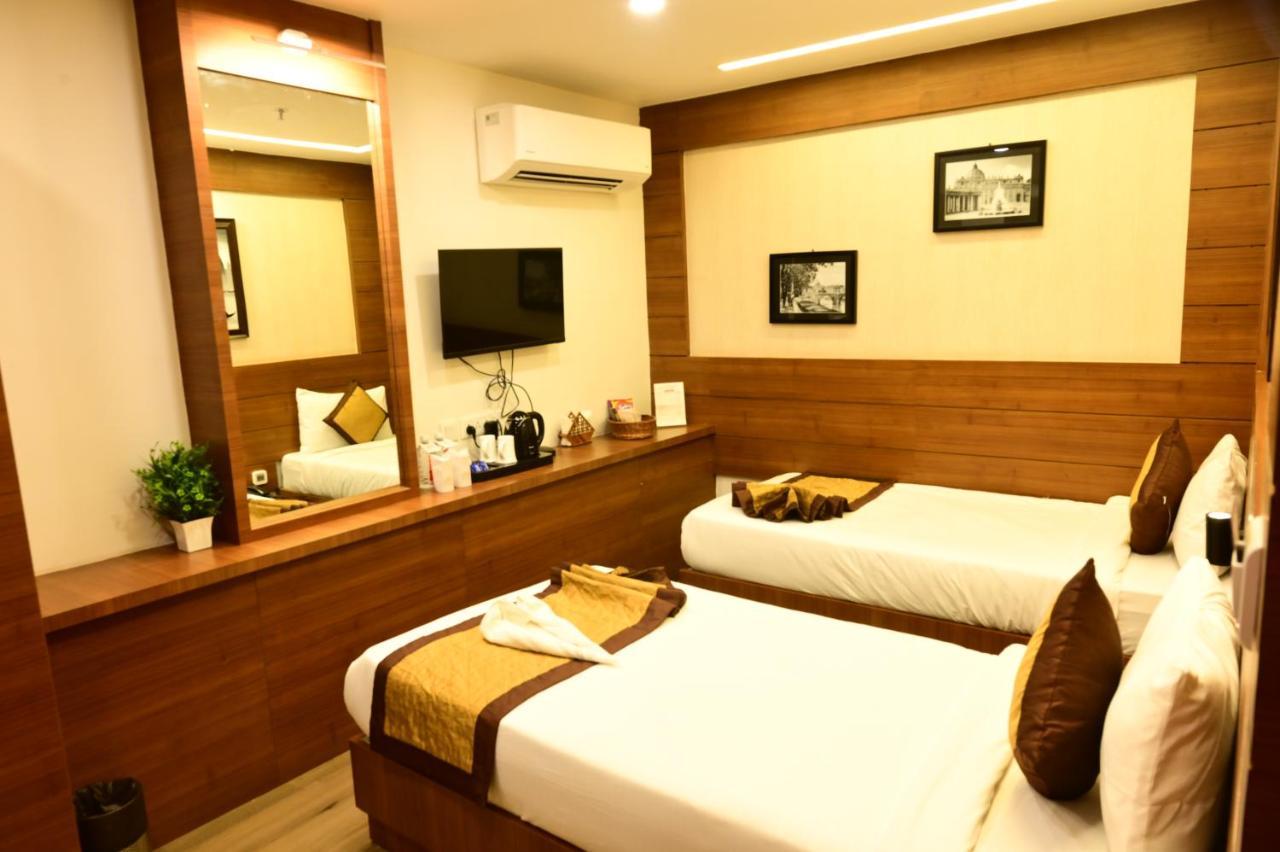 Hotel Silkhouse Premier Danapur エクステリア 写真