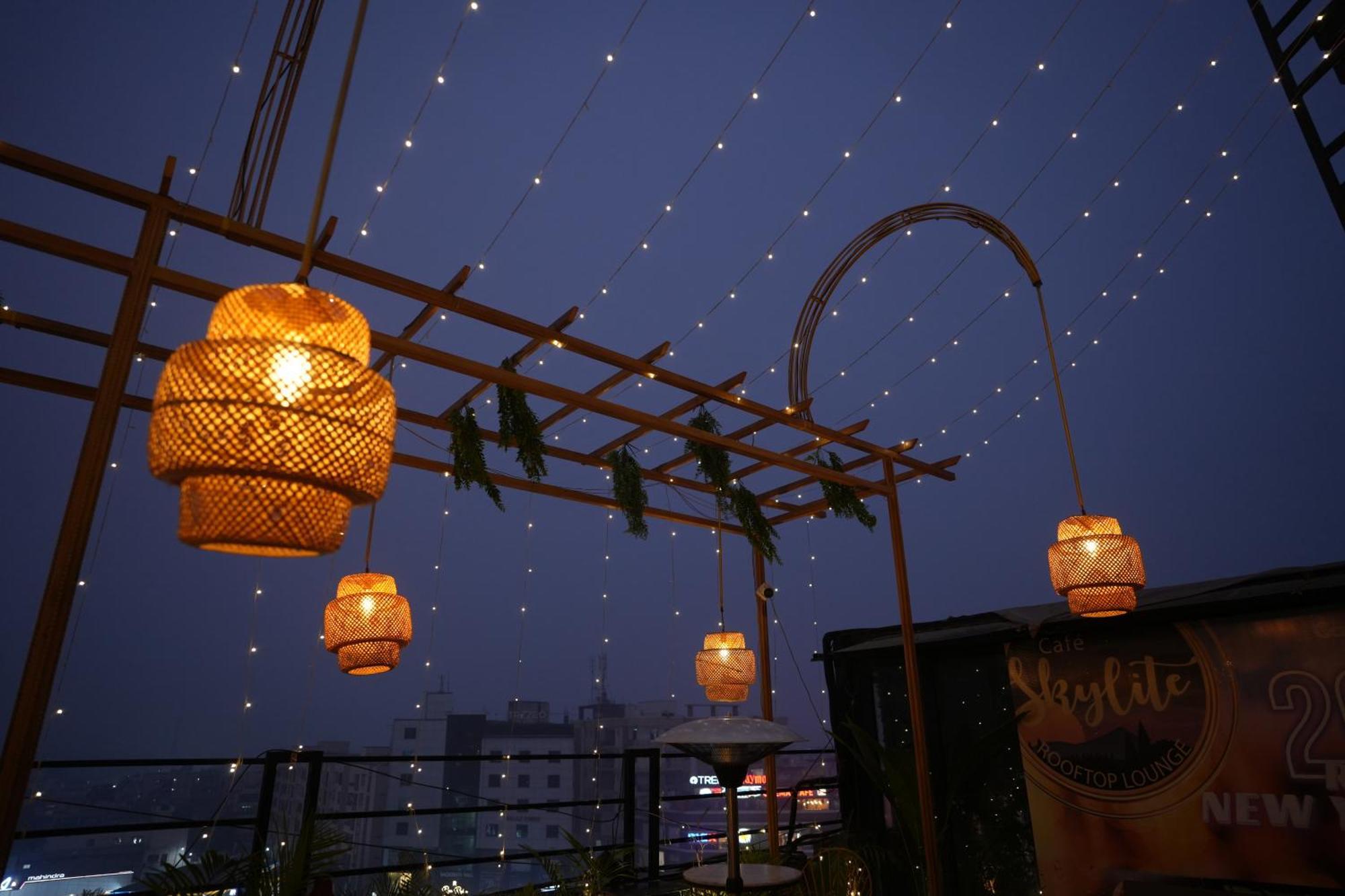 Hotel Silkhouse Premier Danapur エクステリア 写真