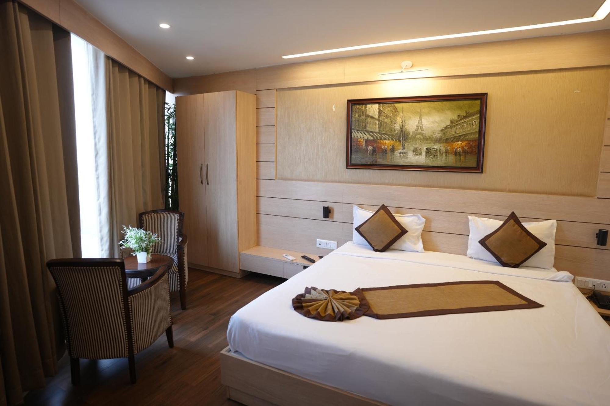 Hotel Silkhouse Premier Danapur エクステリア 写真