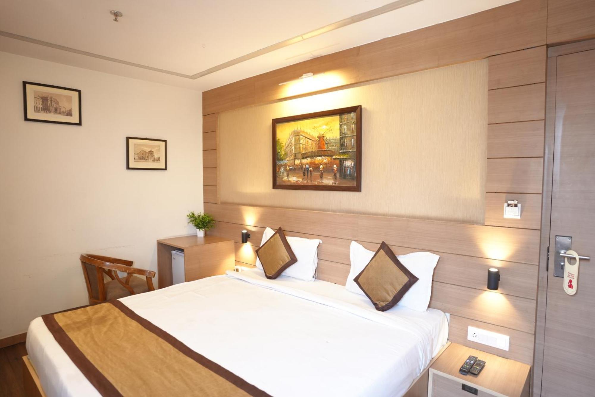 Hotel Silkhouse Premier Danapur エクステリア 写真
