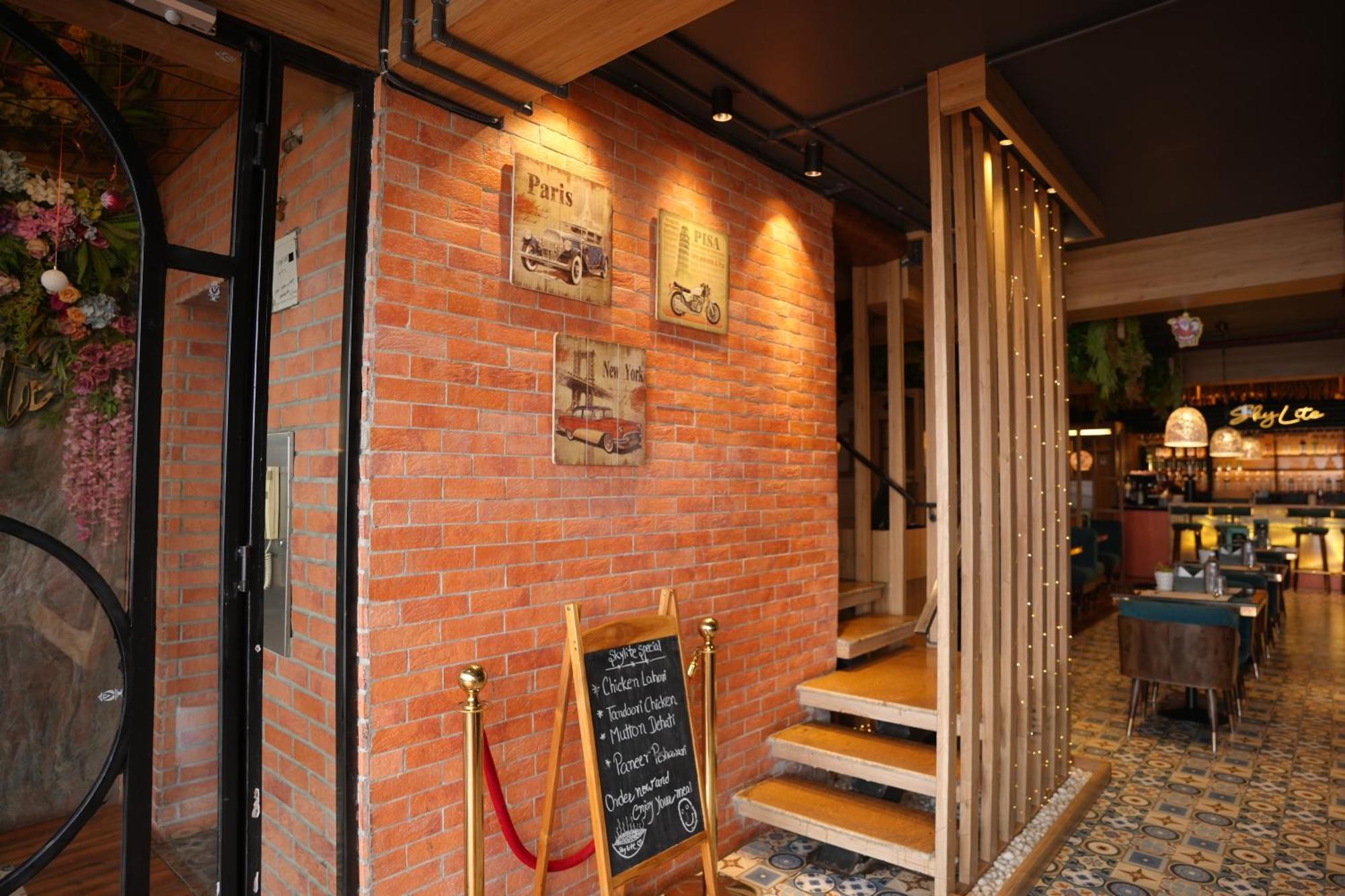 Hotel Silkhouse Premier Danapur エクステリア 写真
